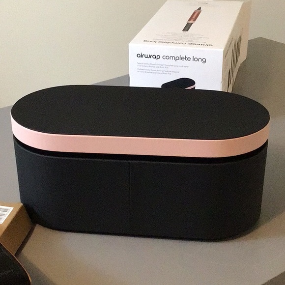 Dyson Airwrap Complete Long in Pink has never been taken out of case - Picture 5 of 8